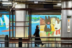 「文化」や「動物」「公園」など上野の魅力にも共通するテーマで特集されたアートが投影されていた