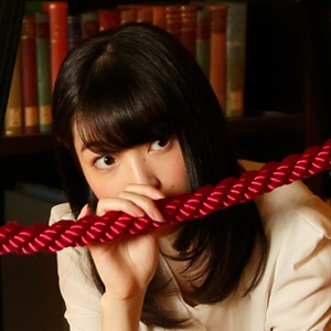 上田麗奈フォトコラム・歴史と物語が収められた空間で