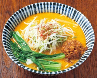 【福島】山椒で引き締まるまろみと香り！ 鯛の名店「めんや 薫寿」が挑んだ革新の担々麺