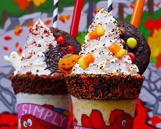 原宿でハロウィン限定の“激盛り”フリークシェイクが発売！