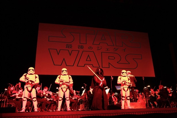 【体験レポート】生演奏で音楽を聴きながら映画観賞 『スター・ウォーズ/フォースの覚醒』シネマ・コンサート日本初上陸
