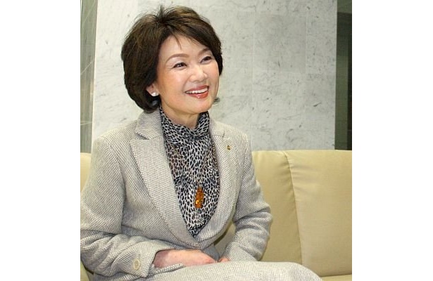 バレンタインに効く！恋愛開運メイク“愛され顔”の作り方
