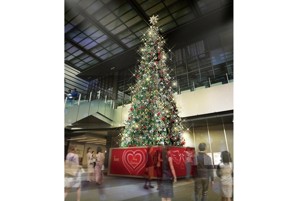 JRゲートタワー1階エントランスのクリスマスツリー