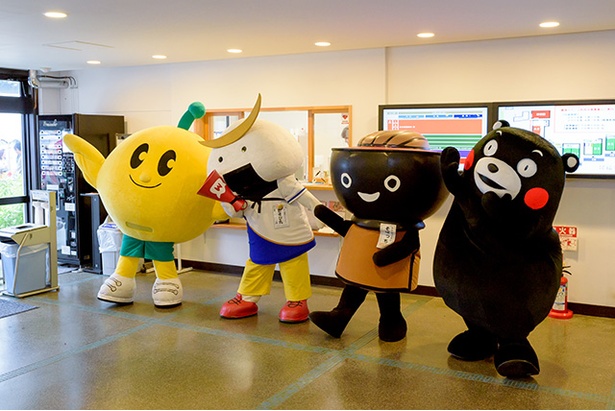くまモンらご当地ゆるキャラも登場