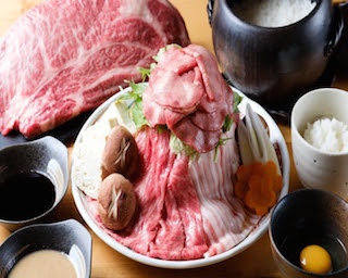 最強コスパ！霜降り黒毛和牛＆黒豚＆牛タンの180分間食べ放題！