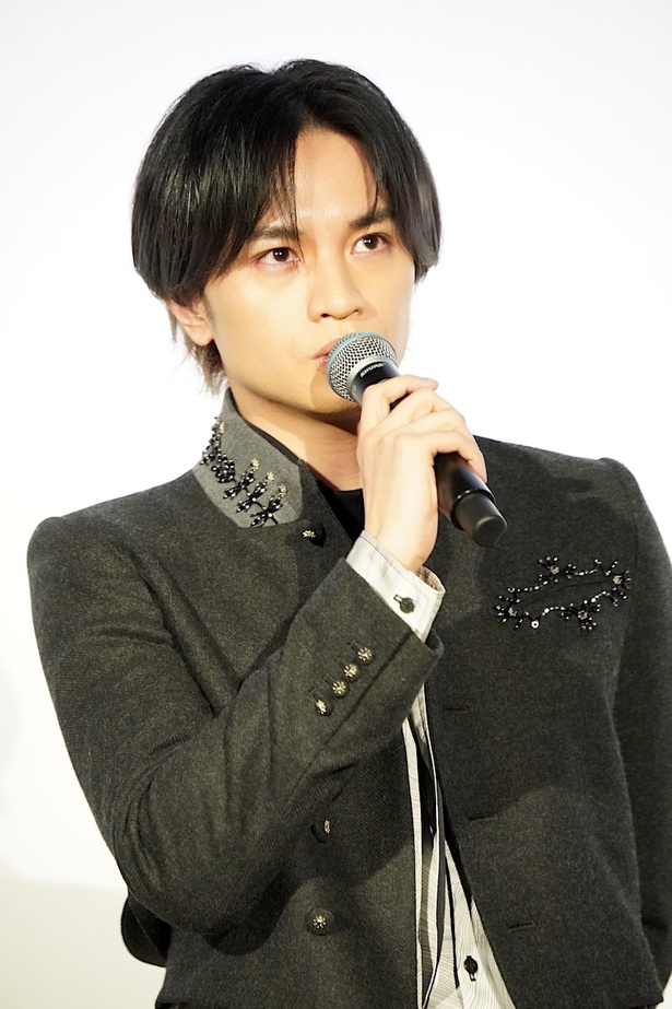 中島健人、『知らないカノジョ』共演者にそれぞれ異なる花束を 中島健人、『知らないカノジョ』共演者にそれぞれ異なる花束を