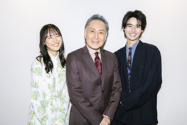 物語の鍵を握る巫女・照日役の大友花恋、青年剣士・信次郎役の藤岡真威人(右)、主演の北大路欣也が本作「三屋清左衛門残日録春を待つこころ」の制作秘話を明かした