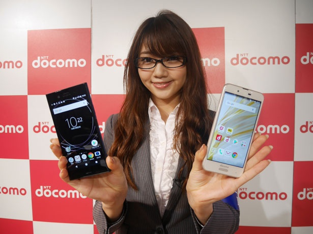 【写真を見る】NTTドコモの最新機種をリポート！