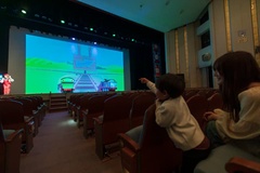 分岐点では道を指し示してあげることに。ここでも大きな声で「右～！」「左～！」と、りく君