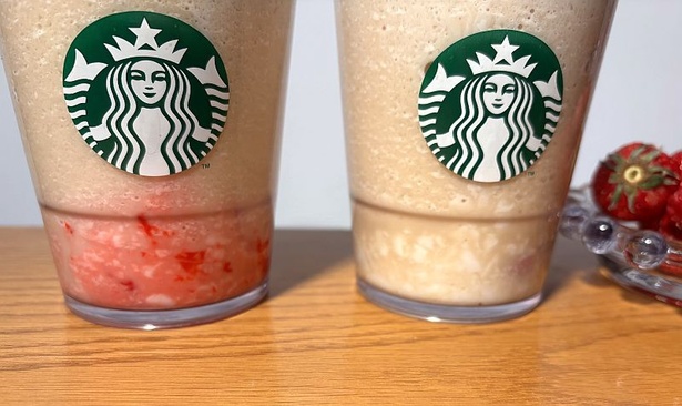 【写真】左はストロベリーボールが割れた状態。ミルクコーヒー味が、ストロベリーミルクコーヒー味に変化する
