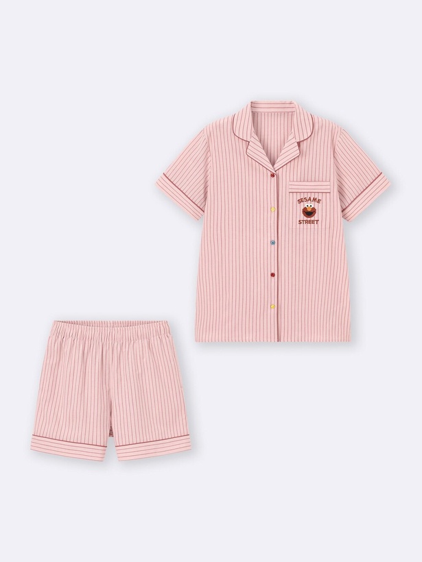 「コットンパジャマ(半袖＆ショートパンツ) Sesame Street」(2990円) カラー：RED