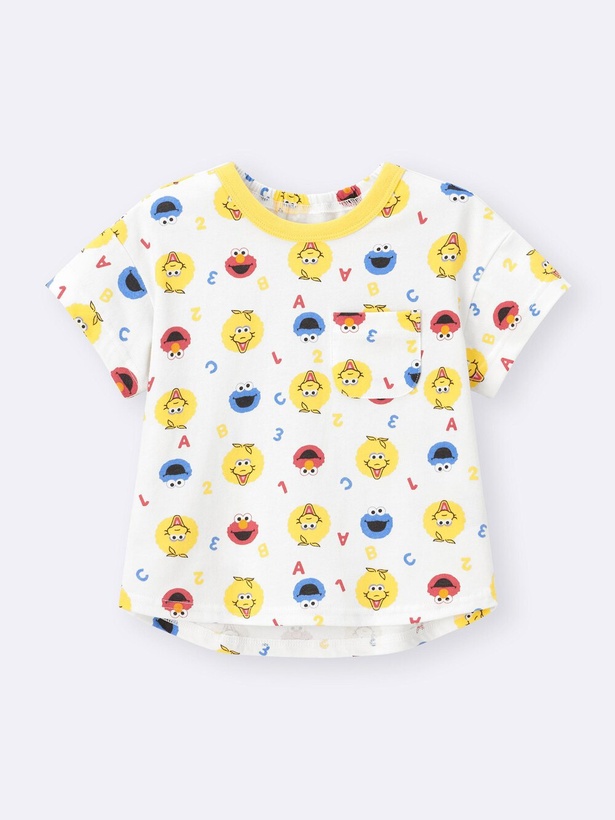 「BABY(TODDLER)カンタンT Sesame Street ＋E」(990円) カラー：OFF WHITE