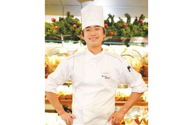 「果物は届いてからどのケーキに使うか考えています」とシェフパティシエの町田政信さん