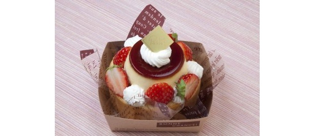 DECOROLL　春イチゴのプリンアラモード（￥451）