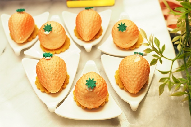ケーキアーモンドストロベリー