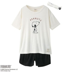 「ヘアバンド付きルームウェア(ホワイト)」(2530円) 