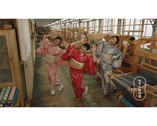 ちちんぶいぶい秩父へ行こう！土屋太鳳がかわいく踊る人気CMの秋冬篇