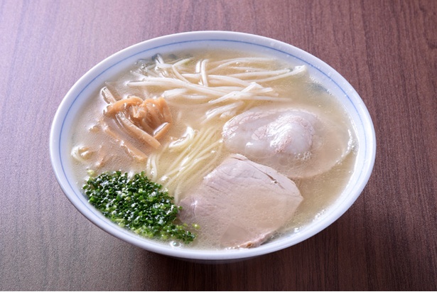 ラーメン(600円)