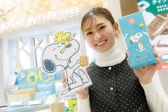 モデルのまあみさんがコラボ商品をチェックしてきた！