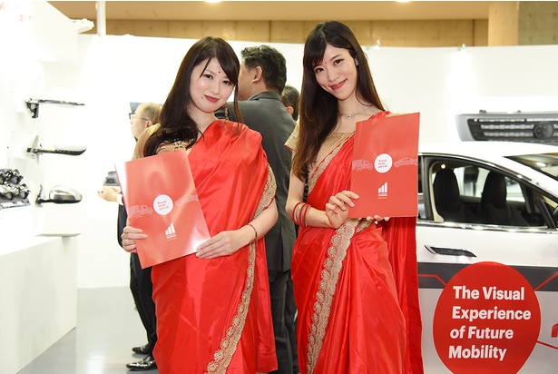 美人コンパニオン画像 in 東京モーターショー2017 25/40