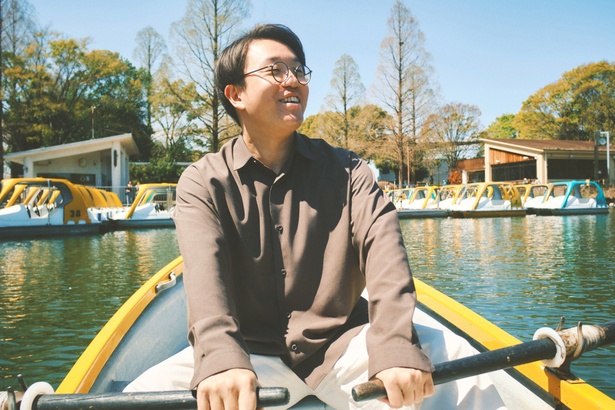 「井の頭公園でも乗ったことがあるのですが漕ぐのはなかなか難しいですね」と檜原さん