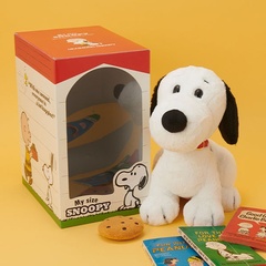 「スヌーピーと暮らしたら…」をテーマに開発された「【おかいものSNOOPY限定】My size SNOOPY(おすわり)」(7480円)