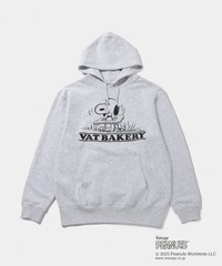 「VAT BAKERY PEANUTS HOODIE」(1万7600円)※グレー