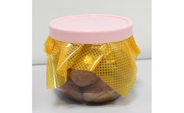 「はちみつ梅/岩本食品」(甘さ5、すっぱさ1)