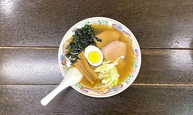 シンプルながら味わい深い「ラーメン」