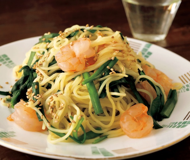 えびとにらの塩焼きそば レシピ考案/武蔵裕子 撮影/髙杉 純