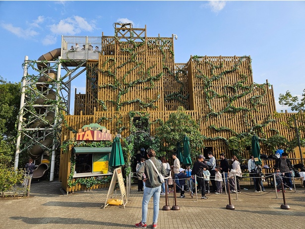 5階建ての立体迷路「迷宮森殿 ITADAKI」