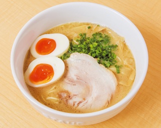 【福島】鶏と豚の黄金比が、絶妙なコクを生む！  これが独創の「とりとん」ラーメン