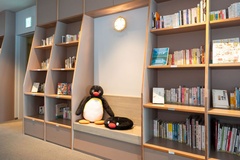 「いろいろなところにピングーがいるので、見つけて楽しんでいただければ」と広報担当者