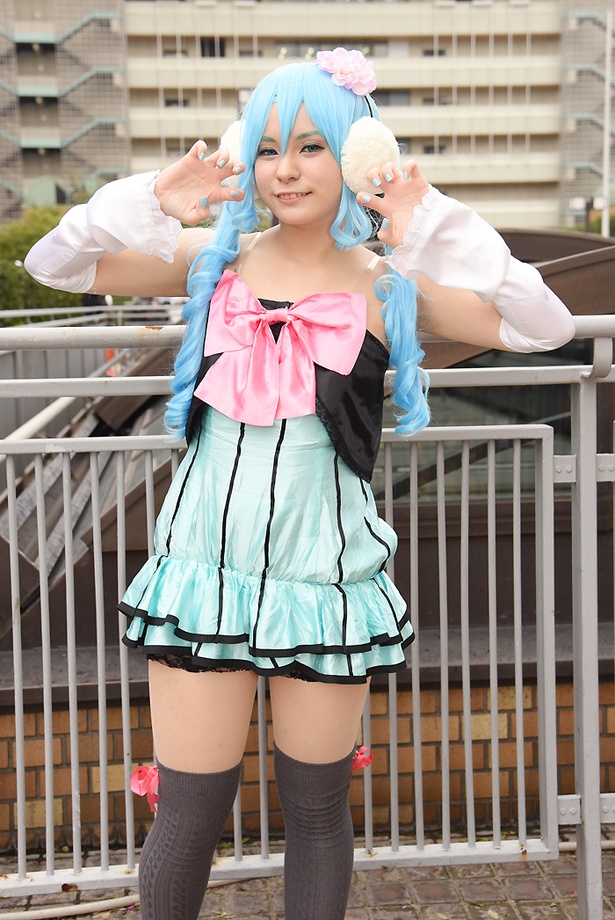 初音ミクに扮する やまだみぃさん