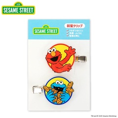 「アクリル前髪クリップ」(429円)