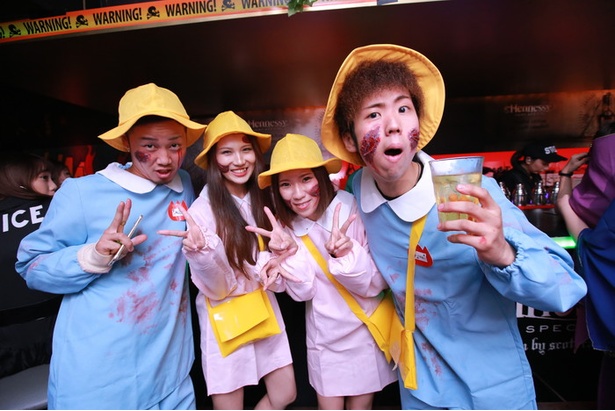 iD cafeのハロウィーンで見つけた仮装パリピ096