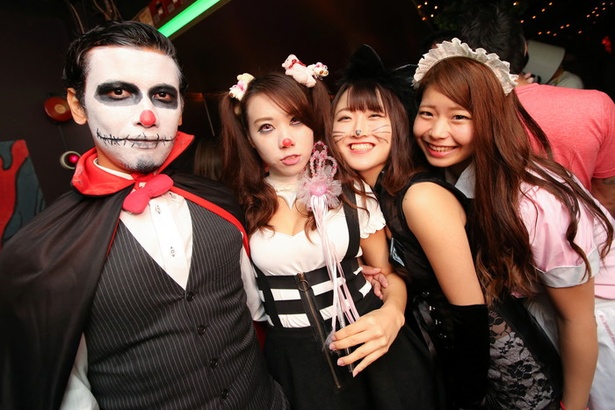iD cafeのハロウィーンで見つけた仮装パリピ112