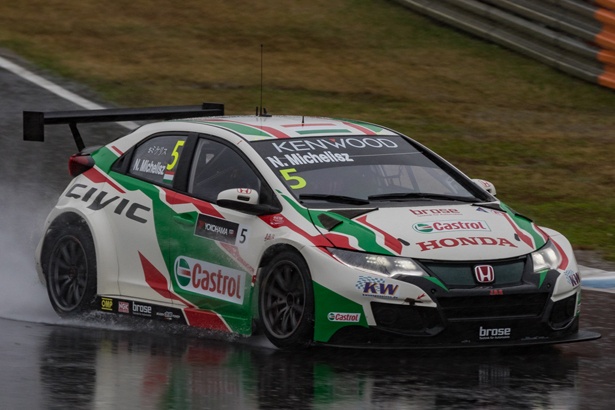 予選で唯一2分8秒台に入れたノルベルト・ミケリス