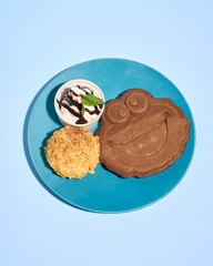 「【豊洲店限定】クッキーモンスターのチョコレートワッフル」(1480円)