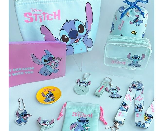 キャンドゥに「スティッチ」グッズが初登場！夏レジャーにぴったりな保冷バッグ・カラビナポーチなど全36種