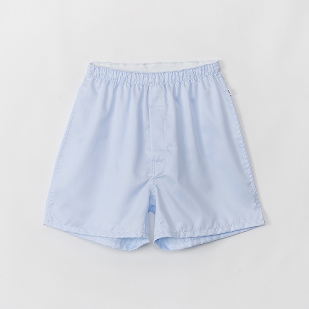ショートパンツのような整った佇まい