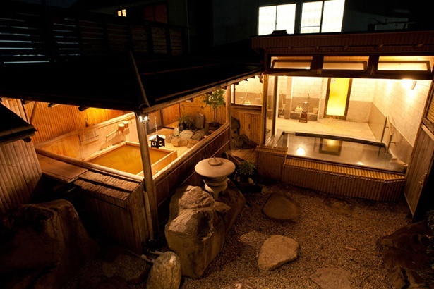 庭園風呂