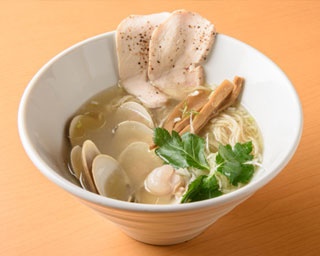 【大阪】旨みの強い「ハマグリラーメン」が話題に！「醤油と貝と麺 そして人と夢」