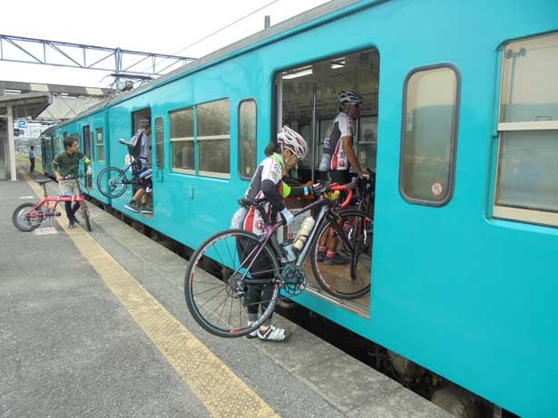 「サイクルトレイン」となるのは、田井ノ瀬駅から紀伊山田駅間のみなので要注意