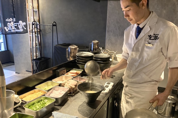 店内は清潔感があり、スタッフの丁寧な接客も相まって心地よく食事できる