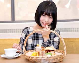 現役JKモデルが実食！紅茶づくしの期間限定“アフタヌーンティー”スペシャルセットが登場中