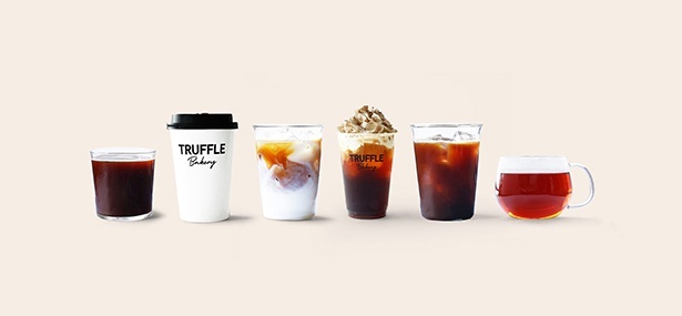 八ヶ岳の天然水を使用したカフェドリンクを提供