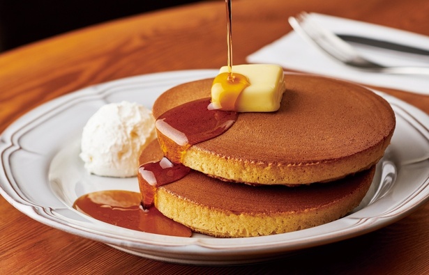 「トラディショナル・ホットケーキ ホイップクリーム付き(2枚)」