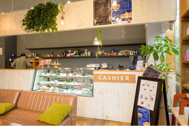 「ガーデナーズてんしばイーナ店」内にあるカフェでは、期間限定でEU食材を使ったコラボメニューを展開中
