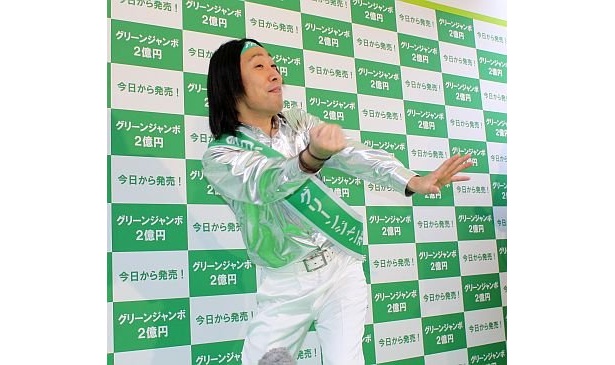 【写真】ゆってぃさんが新ネタを披露